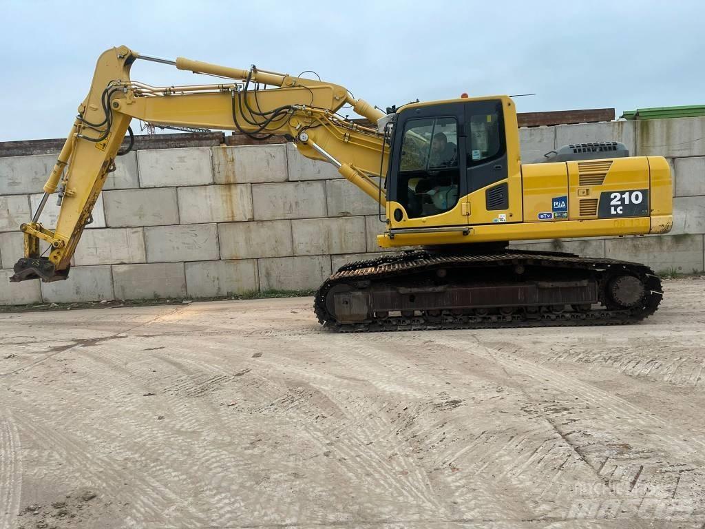 Komatsu PC 210 履带挖掘机