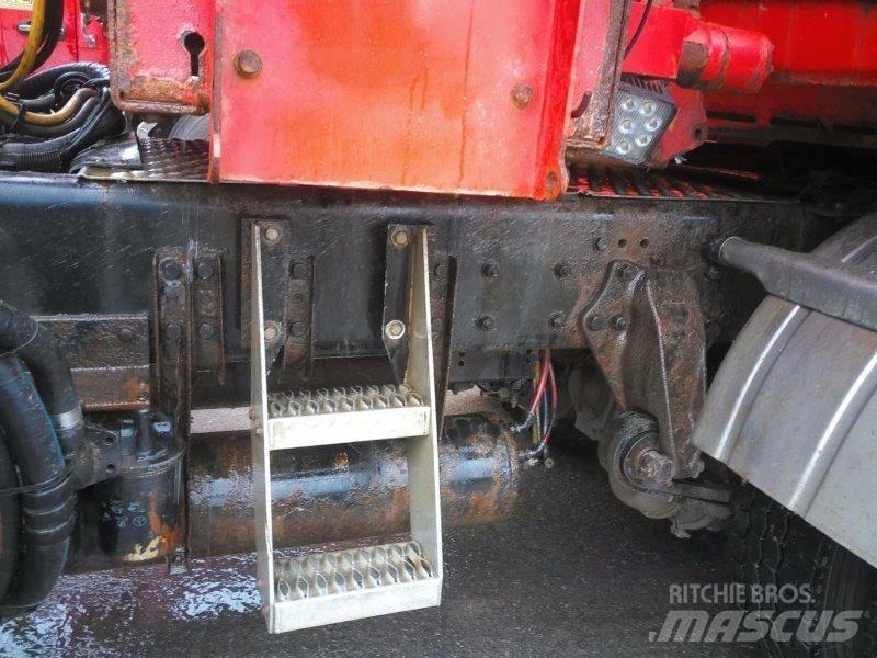 Western Star 4700 SB 推雪机