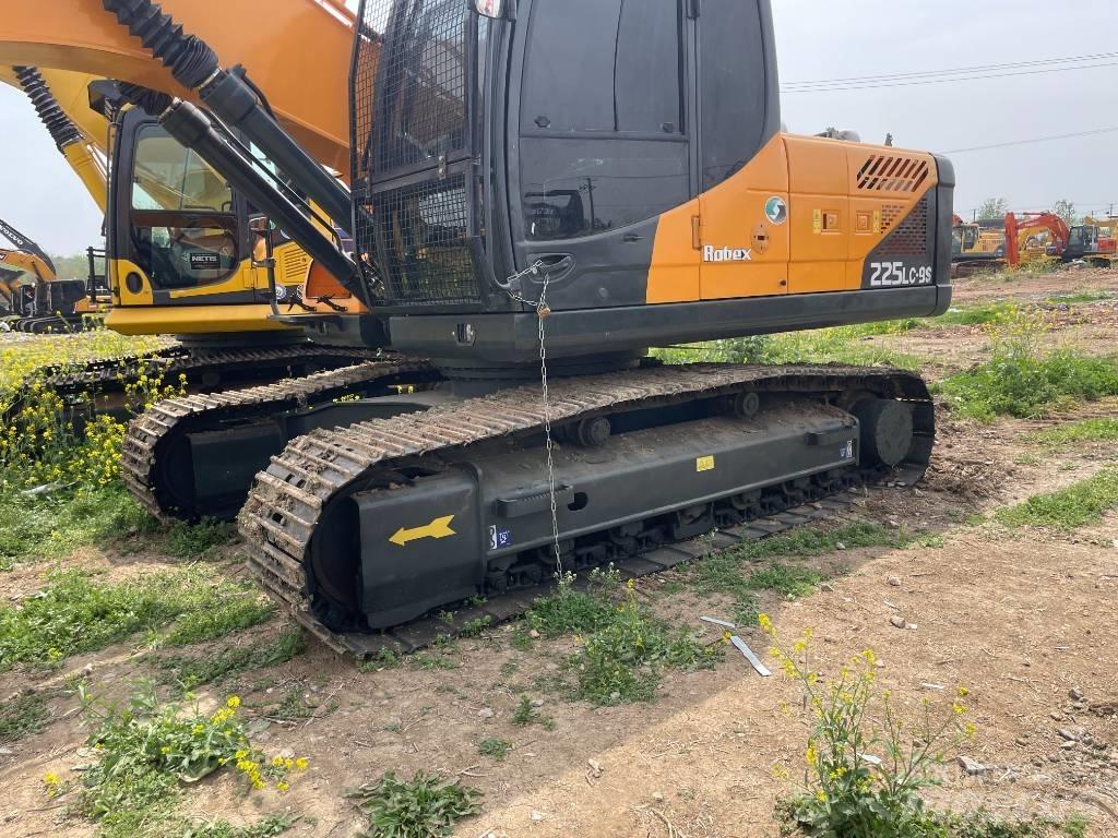 Hyundai 225LC-9S 履带挖掘机