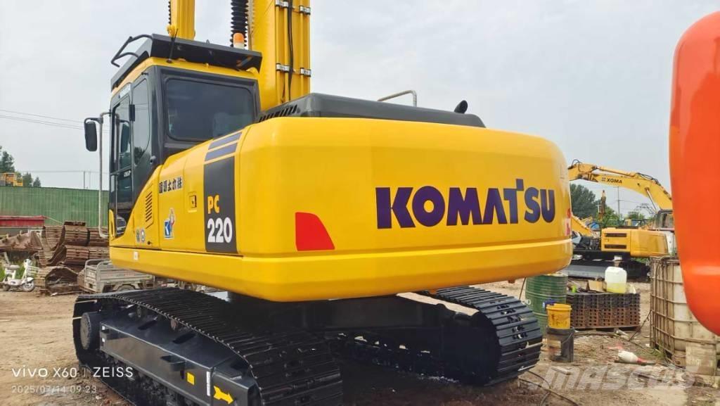 Komatsu PC 220-7 履带挖掘机