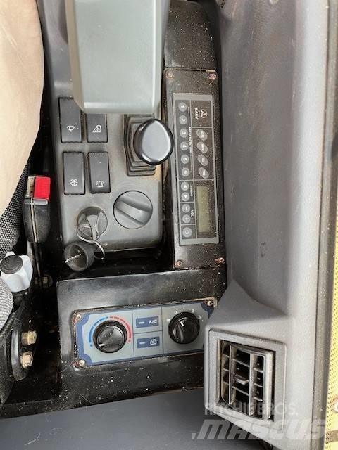 Sany SY 35 U 小型挖掘机