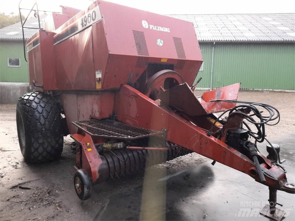 Hesston 4900 拖拉机/农用车