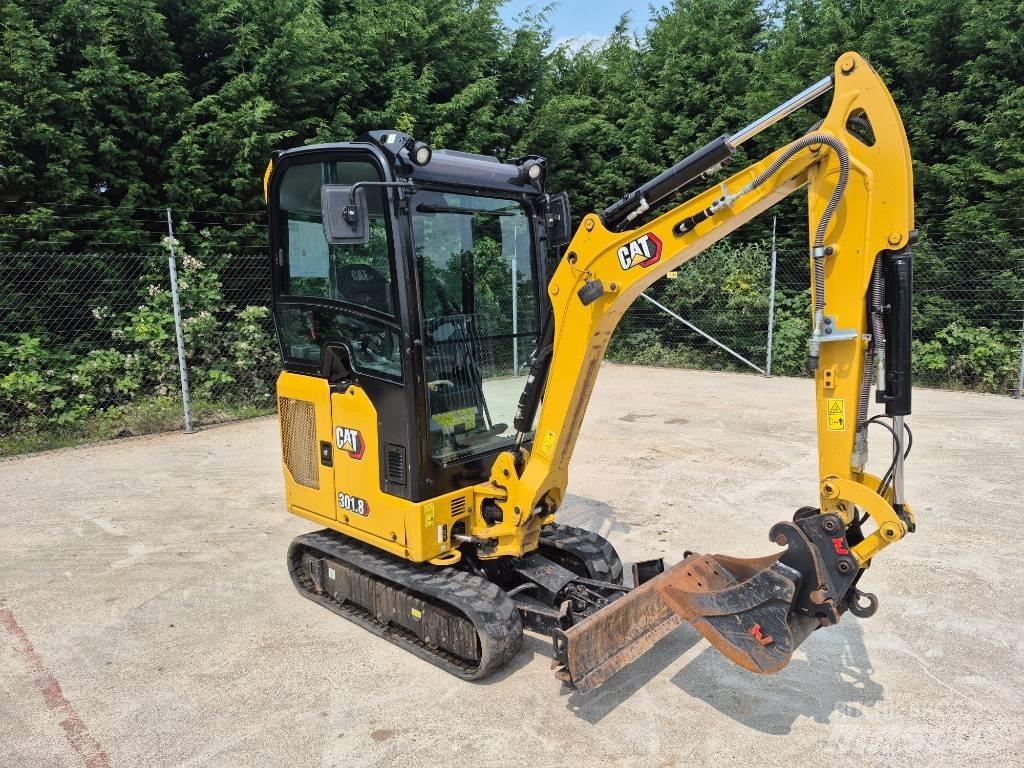 CAT 301.8 小型挖掘机