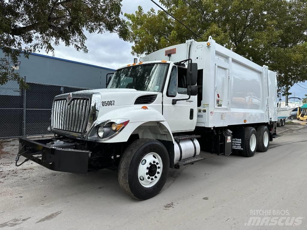 International 7400 垃圾车