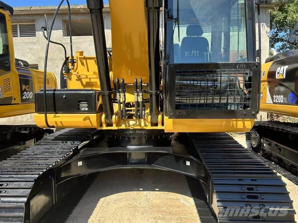 CAT 320 D 履带挖掘机