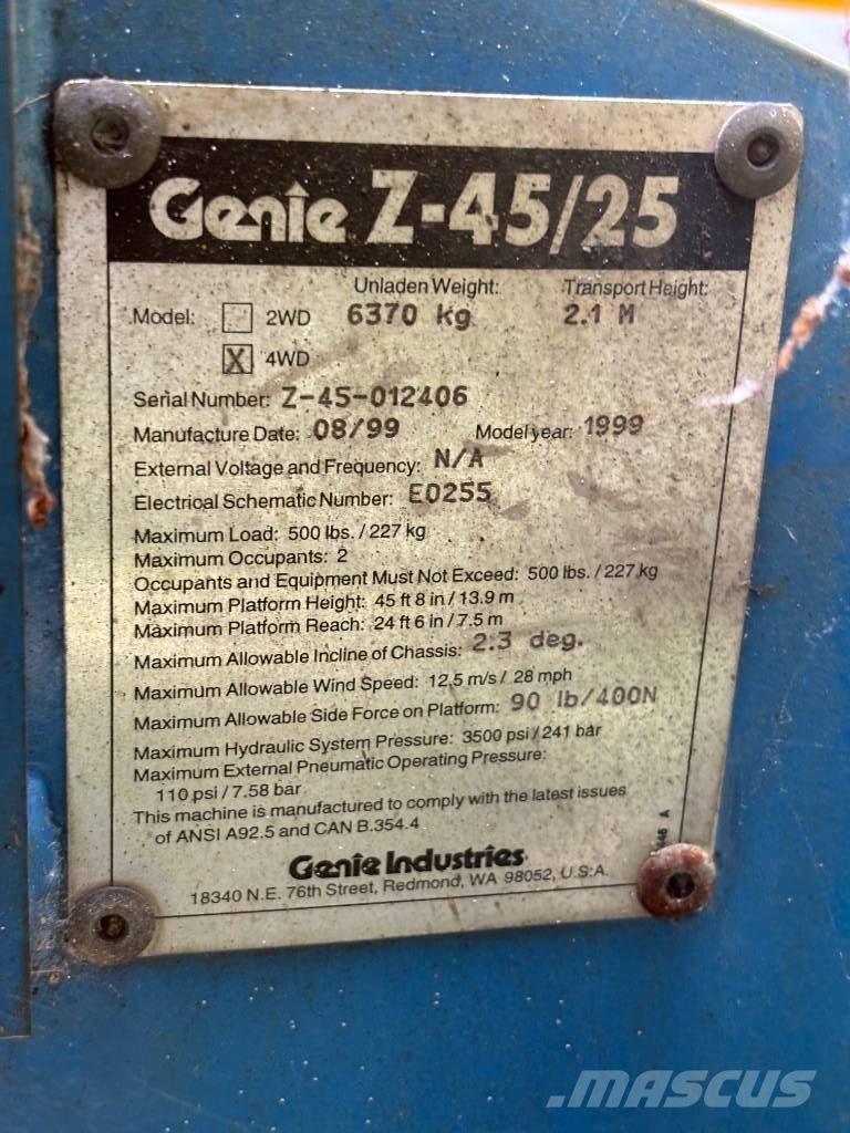 Genie Z 45/25 曲臂高空工作平台