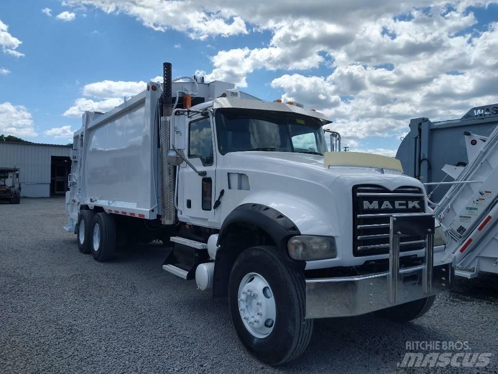 Mack GRANITE GU713 垃圾车
