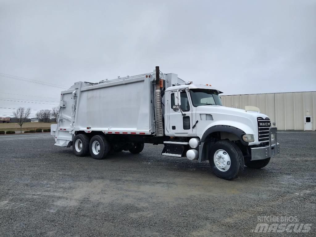 Mack GRANITE GU713 垃圾车