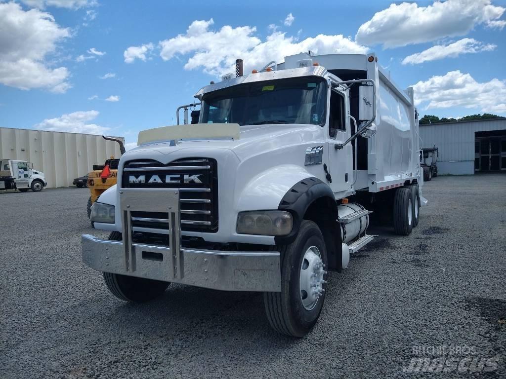 Mack GRANITE GU713 垃圾车