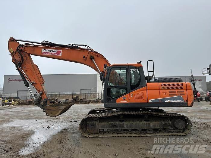 Doosan DX225LC-5 特种挖掘机