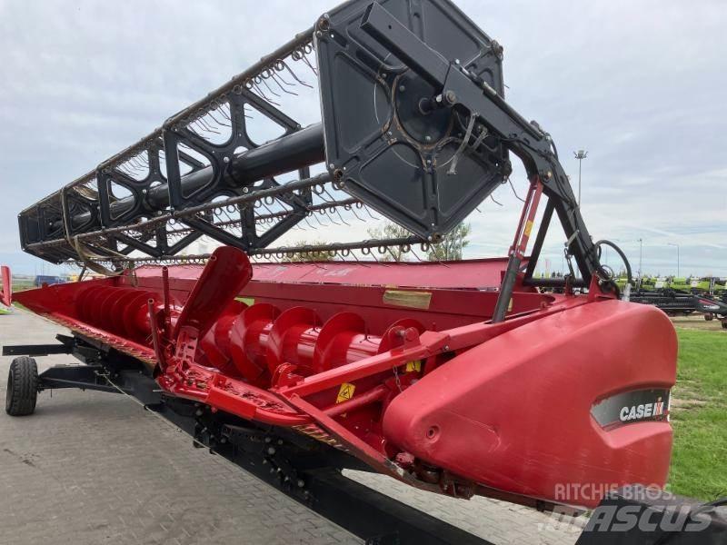 Case IH CASE 3050 联合收割机头