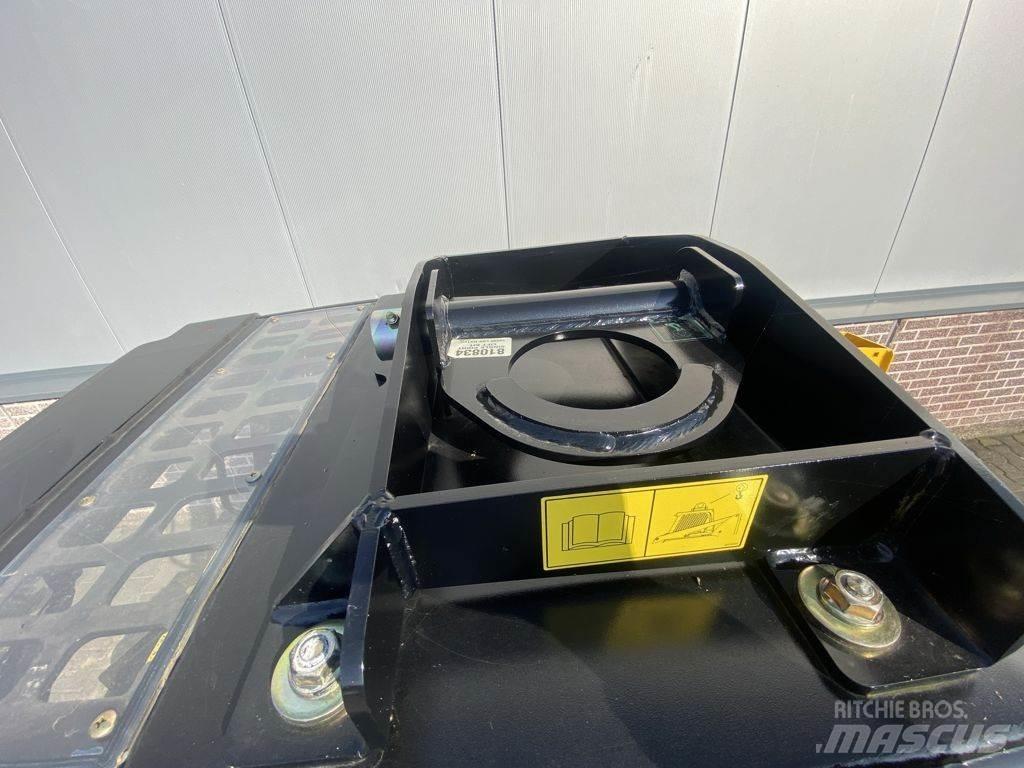 Gehl R105 滑移装载机