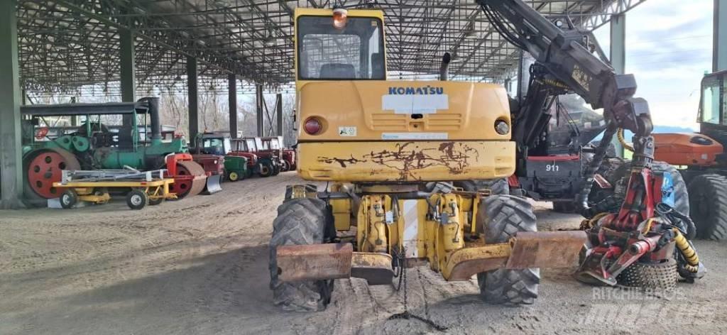 Komatsu PW 110 轮式挖掘机