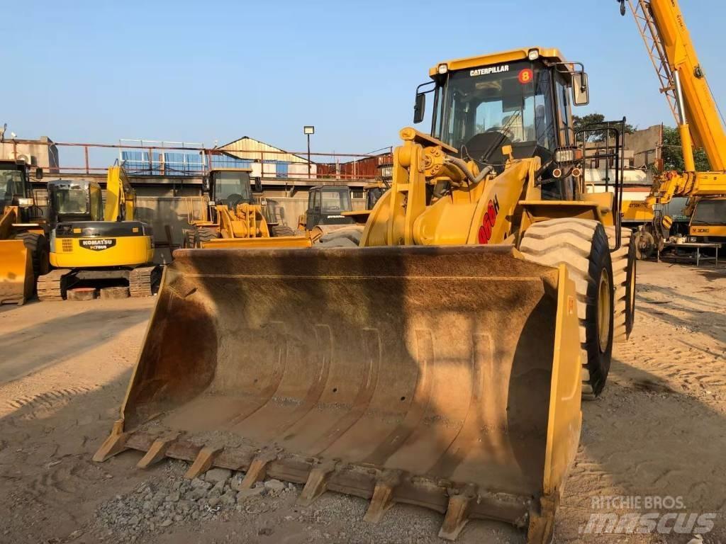 CAT 966H 轮式装载机