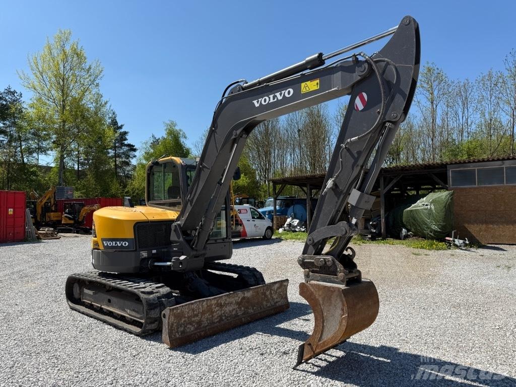 Volvo ECR88D 中型挖掘机