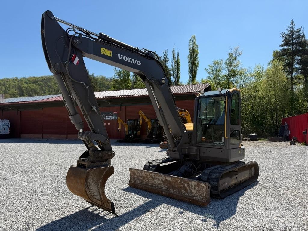 Volvo ECR88D 中型挖掘机
