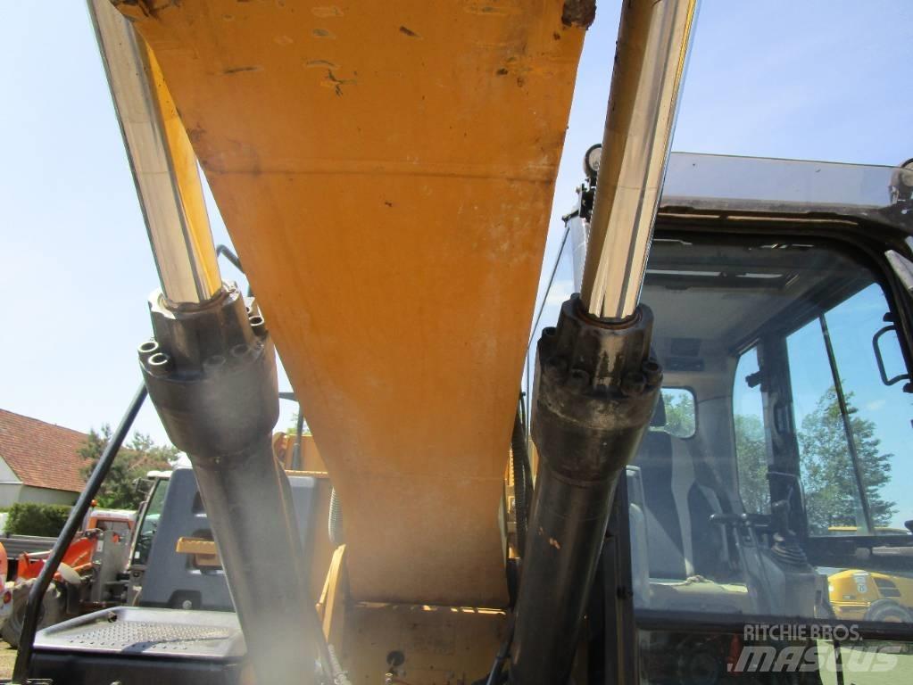 CAT 318 E L 履带挖掘机