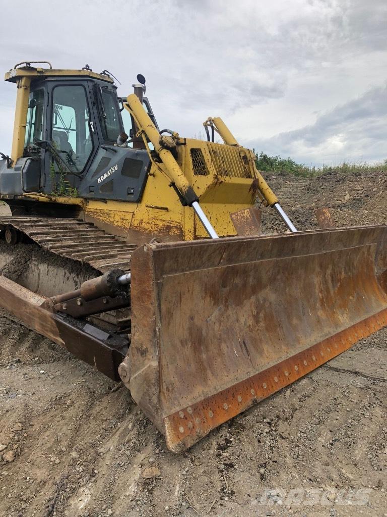 Komatsu D 65 PX-12 履带式推土机