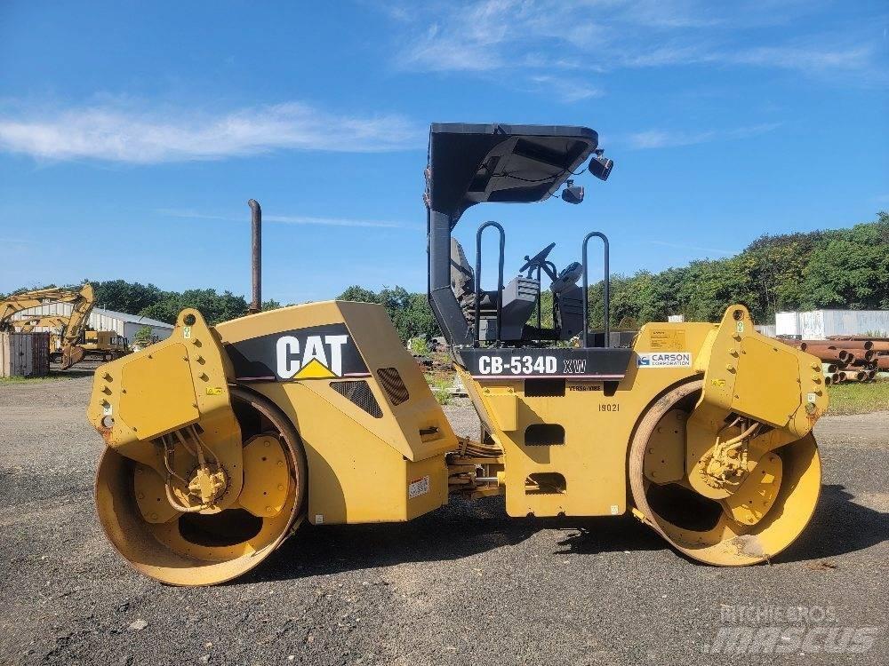 CAT CB 534 DXW 双轮压路机