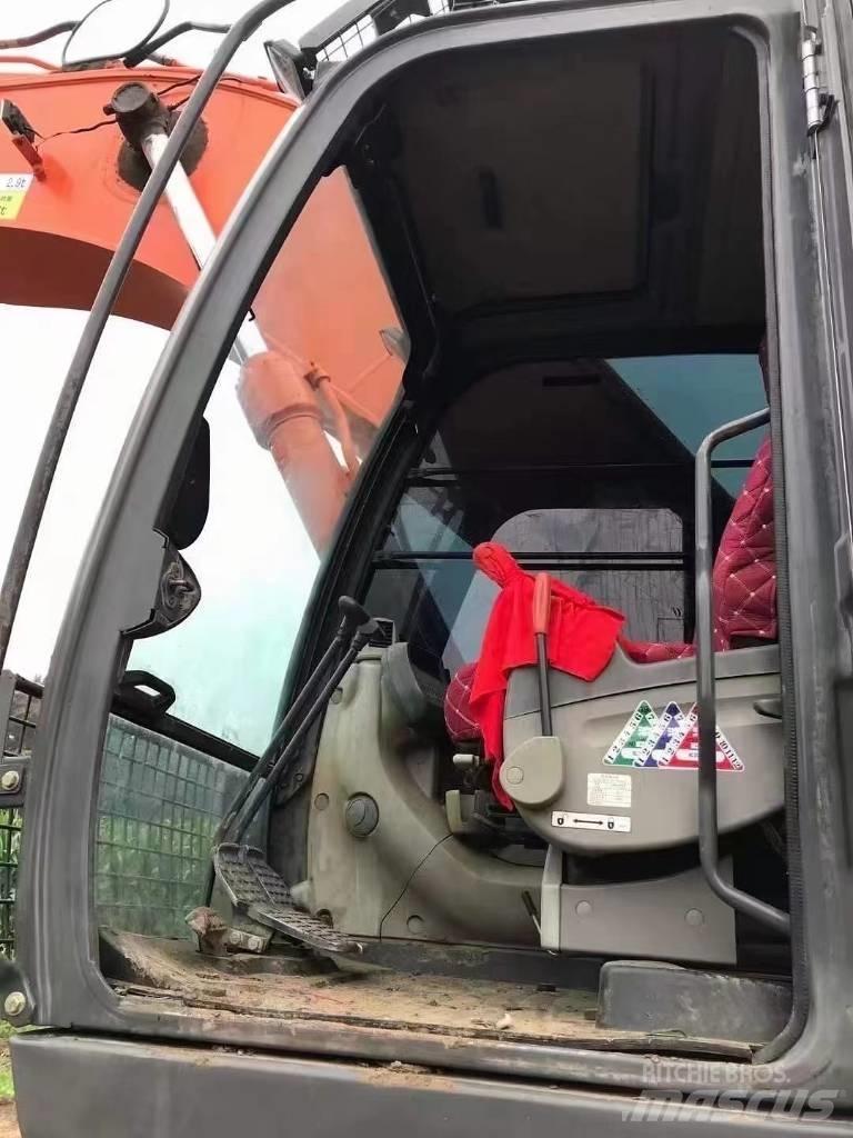 Hitachi ZX350 履带挖掘机