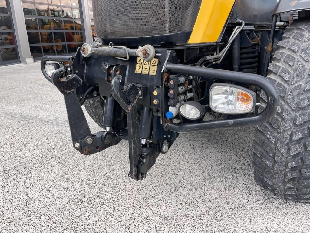 JCB Fastrac 8250 拖拉机/农用车