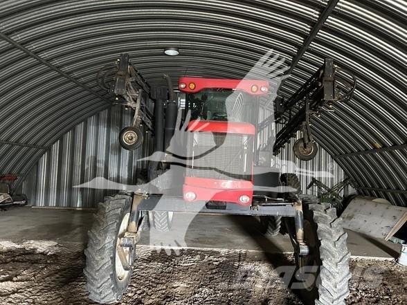 Apache AS1010 自走式喷雾机