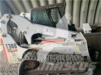 Bobcat T300 滑移装载机