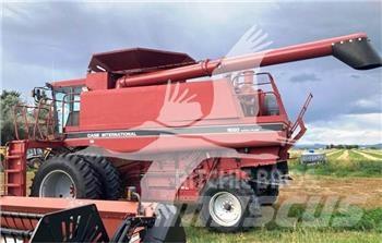 Case IH 1680 联合收割机