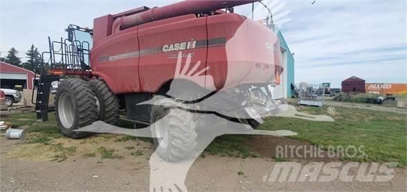 Case IH 8010 联合收割机