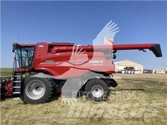 Case IH 8250 联合收割机