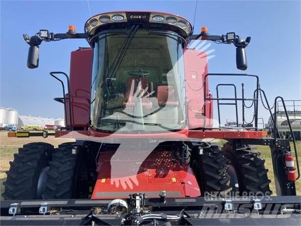 Case IH 8250 联合收割机