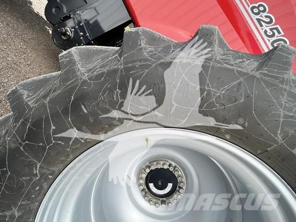 Case IH 8250 联合收割机