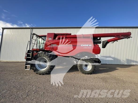 Case IH 8250 联合收割机