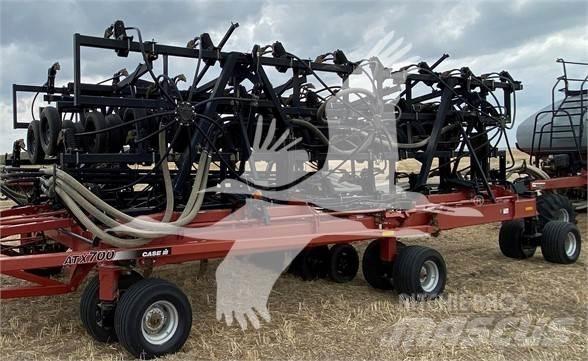 Case IH ATX700 条播机