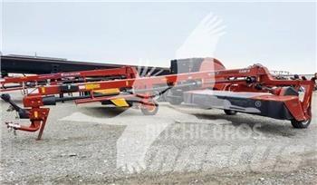Case IH DC163 料堆整形机