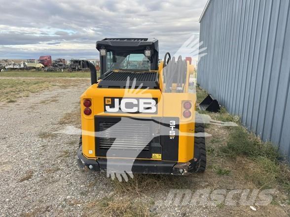JCB 3TS-8T 滑移装载机