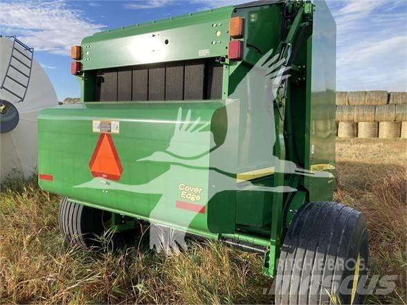 John Deere 569 圆捆打捆机