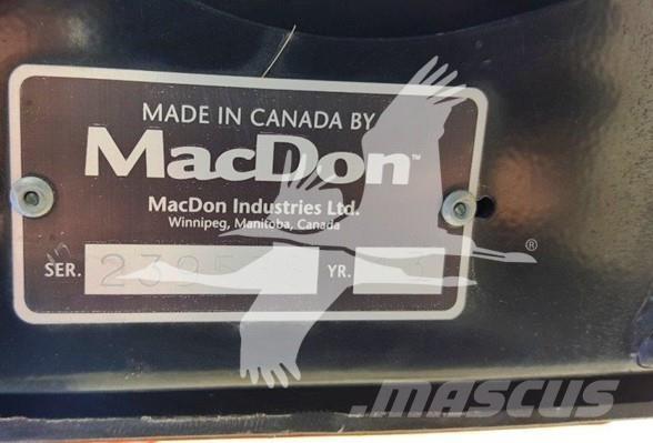 MAC DON D65 联合收割机头