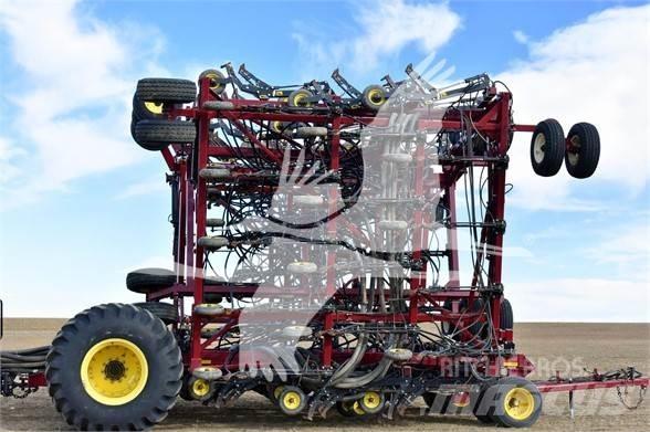 Seed Hawk 800 条播机