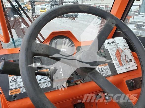 SkyTrak 10054 伸缩臂叉装车|叉装车