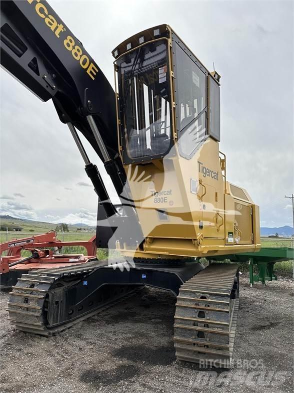 Tigercat 880E 筑床机