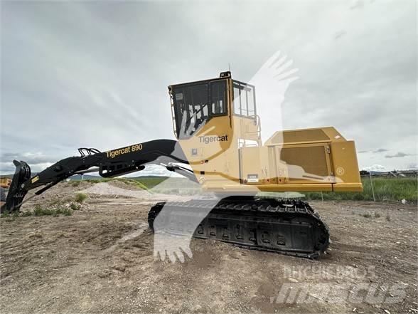 Tigercat 890 筑床机