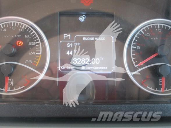 Versatile 400 拖拉机/农用车