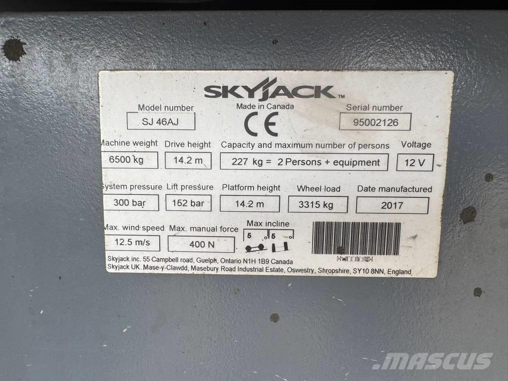 SkyJack SJ 46 AJ 曲臂高空工作平台