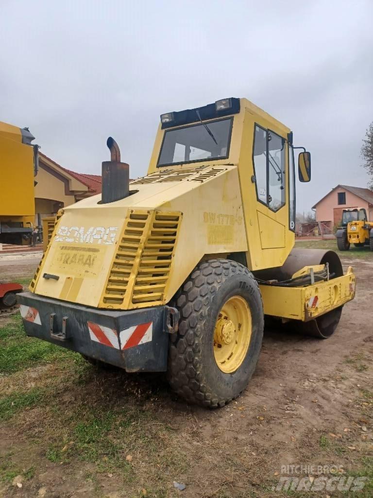 Bomag BW 177 D-3 单轮压路机