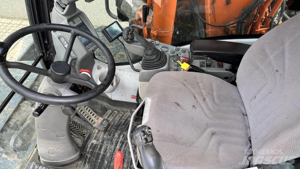Hitachi ZX 140 W-5 轮式挖掘机