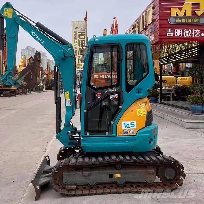 Kubota U 25 小型挖掘机