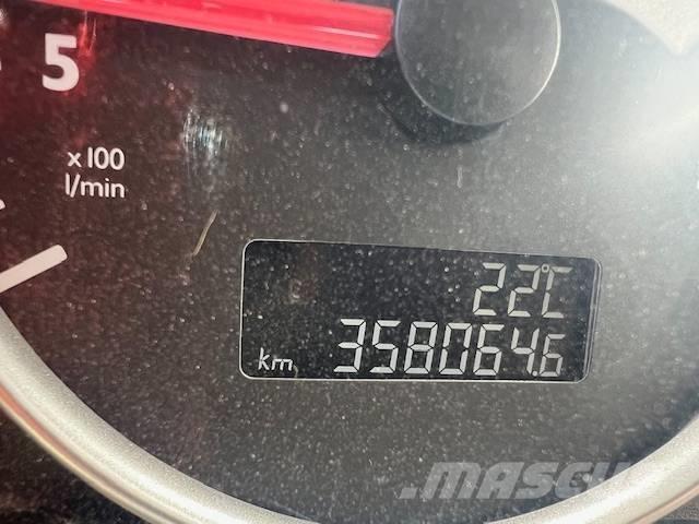 MAN 18.440 牵引车