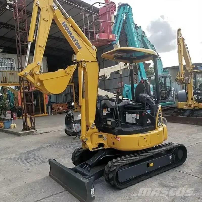 Komatsu PC 30 小型挖掘机