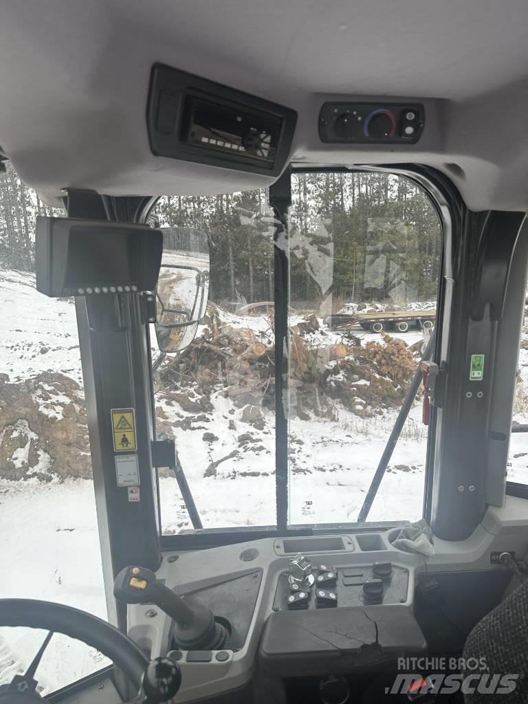 CAT 950 轮式装载机